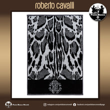 Carica l&#39;immagine nel visualizzatore di Gallery, ROBERTO CAVALLI | LINX Set asciugamani in spugna per bagno
