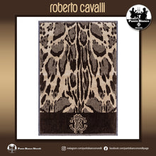 Carica l&#39;immagine nel visualizzatore di Gallery, ROBERTO CAVALLI | LINX Set asciugamani in spugna per bagno
